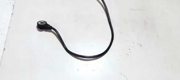 Opel Vectra B Detonation knock sensor 5wk96081 90528671