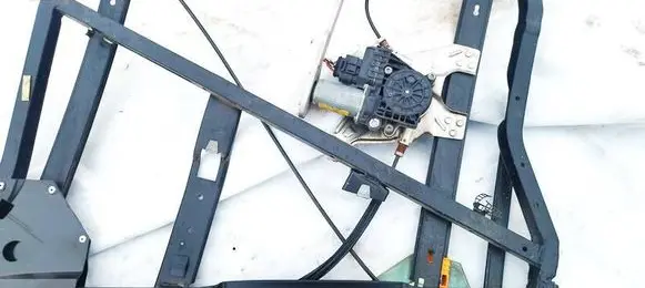 Audi A6 S6 C5 4B Sliding door window regulator with motor 4B0837398C