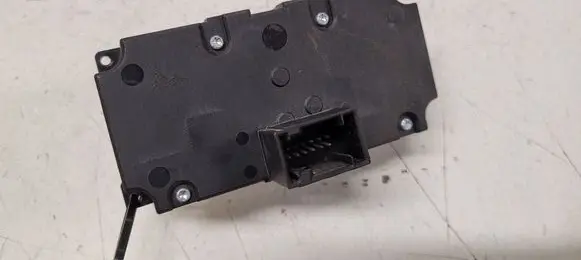 Volkswagen Touareg II Light switch 6988551 3325701
