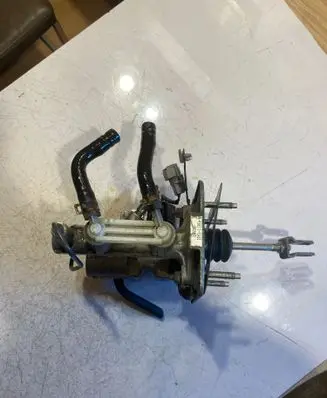 Lexus RX 330 - 350 - 400H Master brake cylinder 13811010420