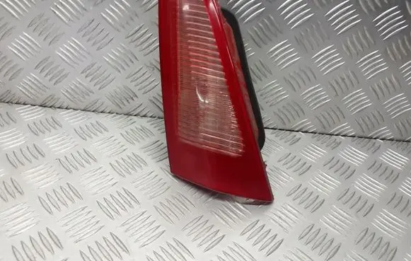 Alfa Romeo 147 Rear/tail lights 0337000
