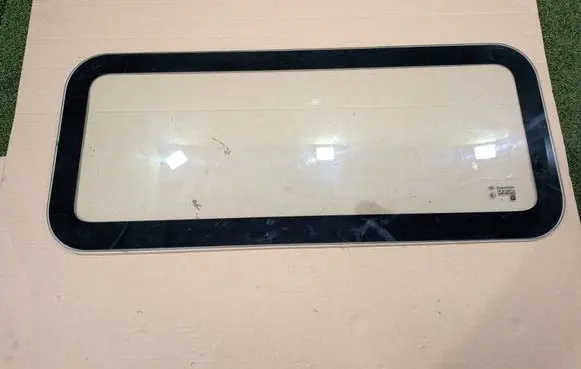 Renault Master III Trunk separation 43R001605 DOT682AS2M3150 E143R001605