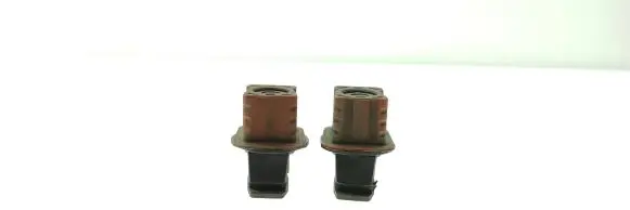 Radiator mount bracket