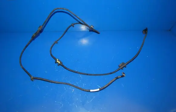 Mercedes-Benz CLA C117 X117 W117 Windshield washer spray nozzle A1768601292