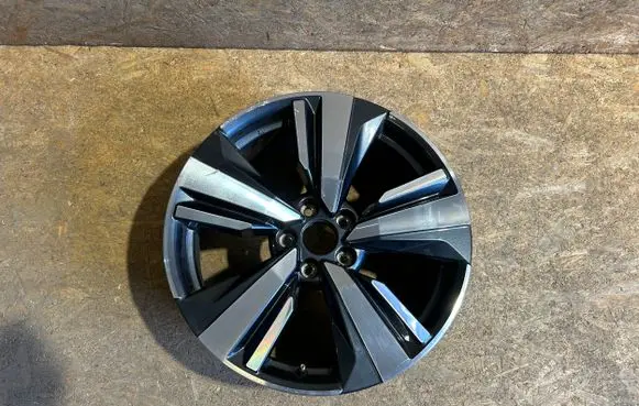 Nissan X-Trail T33 R19 alloy rim MA136RJ3A D0C006RJ3A K21105K