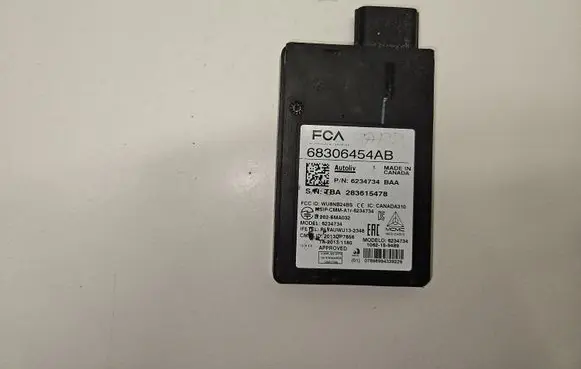 Chrysler Pacifica Blind spot module 68306454AB 6234734