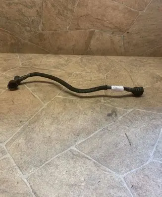 BMW 2 F46 Engine coolant pipe/hose 279549