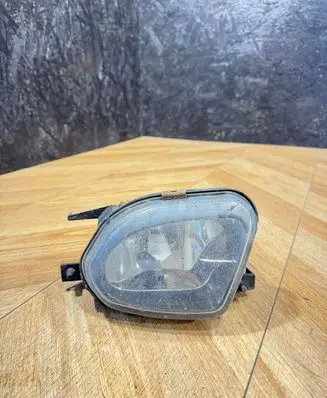 Mercedes-Benz E W211 Front fog light