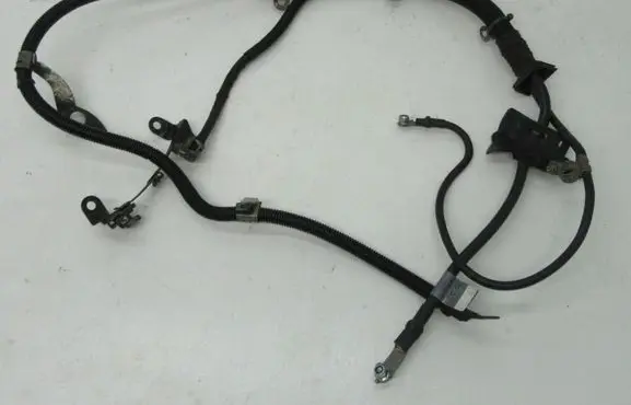 Mercedes-Benz S W221 Positive cable (battery)
