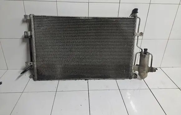 Volvo XC70 A/C cooling radiator (condenser) 30676414 19907