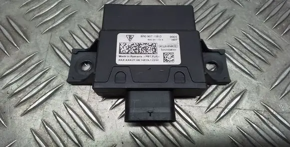 Porsche Macan (95B) Reducing agents exhaust control unit 8R0907159D
