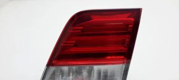 Toyota Avensis T270 Tailgate rear/tail lights 8158005130