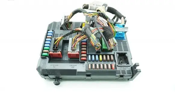 Peugeot 208 Fuse box set 9807532080