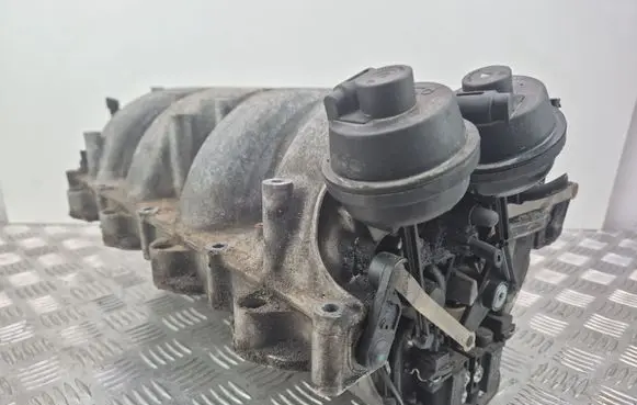 Mercedes-Benz E W212 Intake manifold A2731400701 70041021 1020010282