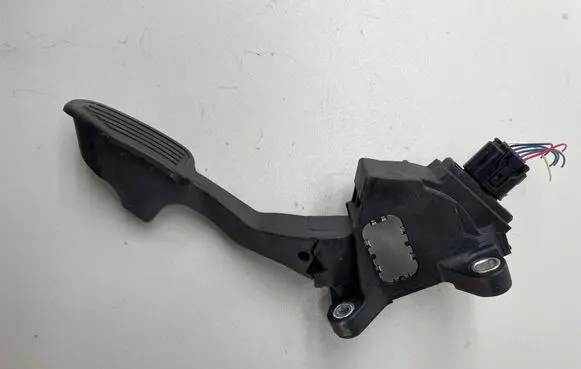 Toyota Yaris Accelerator throttle pedal 781100D170 07906561481