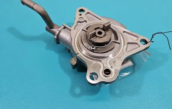 Suzuki Vitara (LY) Vacuum pump 17278196 IMPRK1470874