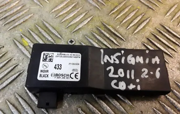 Door central lock control unit/module