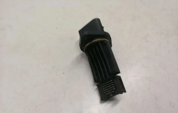 Mercedes-Benz E W210 Mass air flow meter 72268407