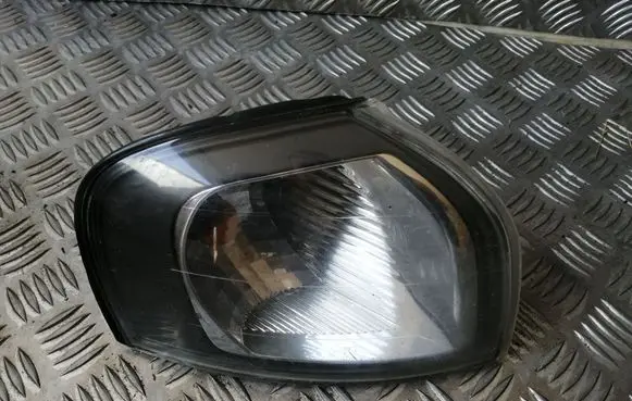 Front indicator light