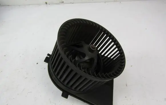 Audi A3 S3 8L Heater fan/blower 1J1819021