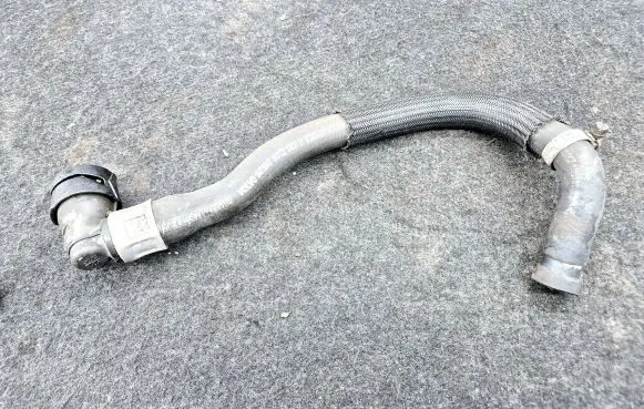 Volvo S60 Engine coolant pipe/hose 9475847 1385101