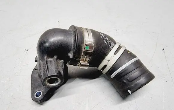 Renault Captur EGR valve line/pipe/hose 147138070R 1412000Q1L