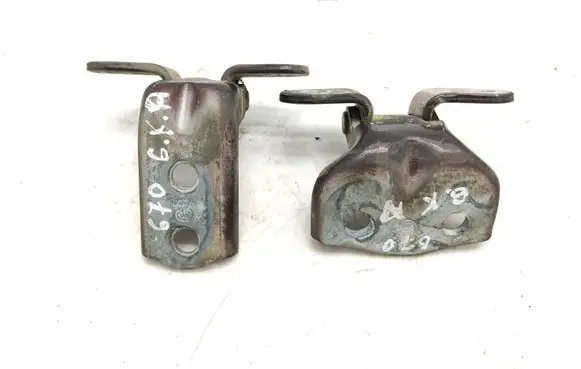 Rear door hinge set