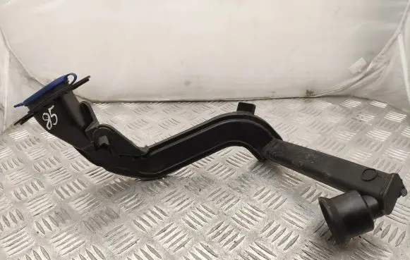 Brake vacuum hose/pipe
