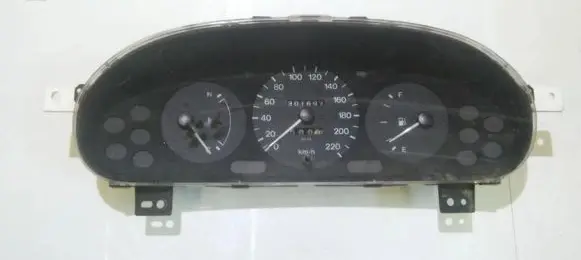 Mazda 323 Speedometer (instrument cluster) bc5nb