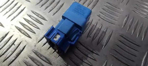 Nissan Terrano Other relay 252309f900 4ra940010-65
