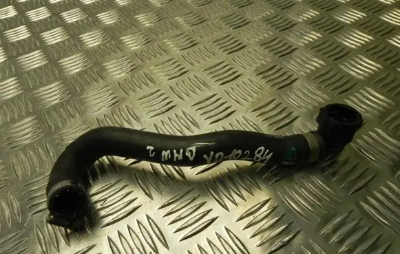 BMW 2 F22 F23 Engine coolant pipe/hose 7627103 VD10284