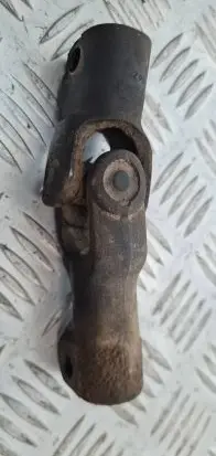 Nissan Terrano Steering column universal joint