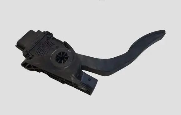 Ford Fiesta Accelerator throttle pedal 8V219F836AB