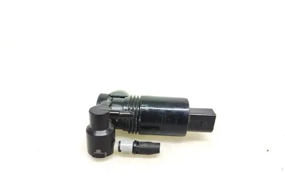 Volvo XC40 Windscreen/windshield washer pump 32237970 2019082 106703300