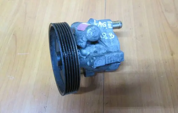Renault Laguna II Power steering pump