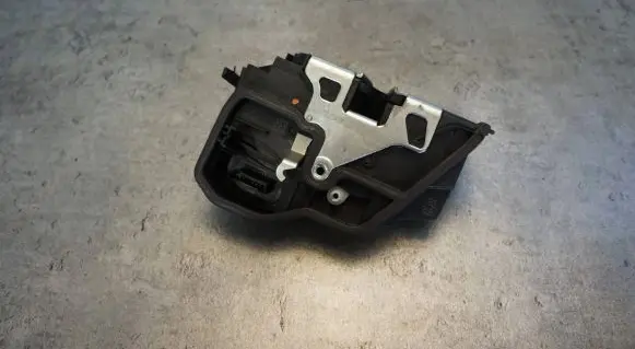 BMW 4 F36 Gran coupe Front door lock 7202145