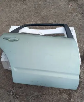 Toyota Prius (XW20) Rear door 