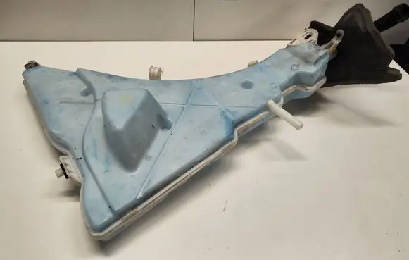 BMW X5 F15 Windshield washer fluid reservoir/tank 7292424