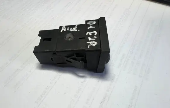 Skoda Fabia Mk1 (6Y) Seat heating switch 6Y0953563A