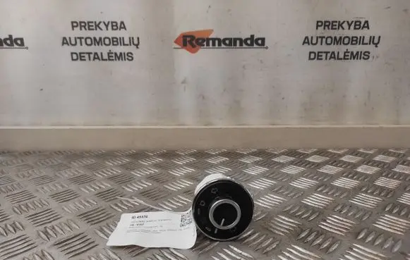 Volkswagen Touareg I Suspension ride height/mode switch 7L6927135