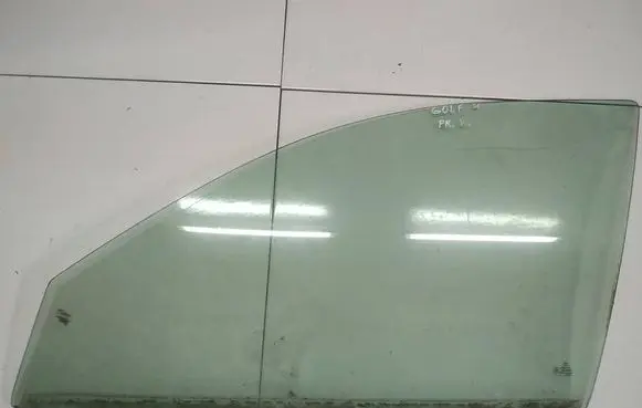 Volkswagen Golf IV Front door window glass four-door AS2