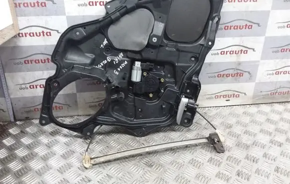 Mazda 3 I Rear door window regulator with motor BP4K7397X G22C5858X