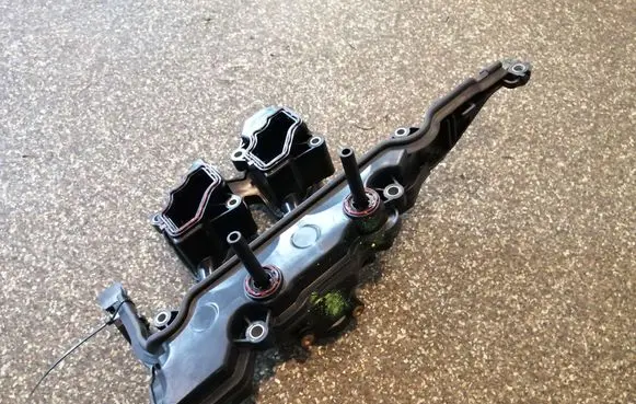 Renault Trafic II (X83) Intake manifold 8200673395