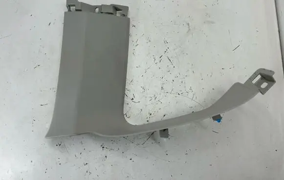 Subaru Forester SK (C) pillar trim B0001A7C