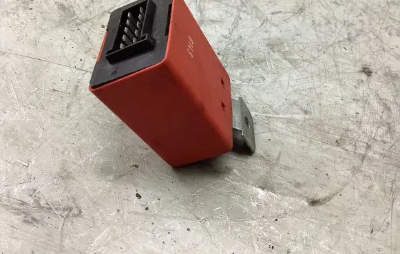 Ford Focus Tow bar relay E1031475 85451214