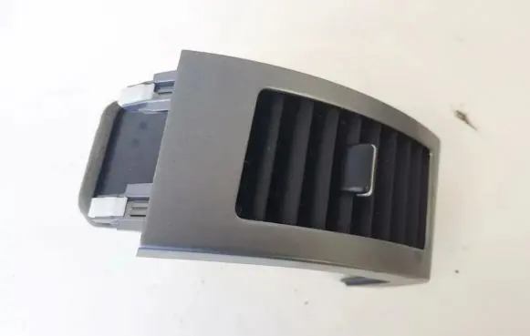 Mitsubishi Outlander Dash center air vent grill gn71114000 8030A02411