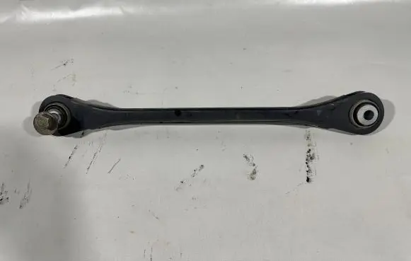 Porsche Cayenne (92A) Rear control arm 7P0501531 7P0501529