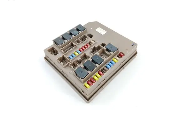 Renault Clio III Fuse module 674660A