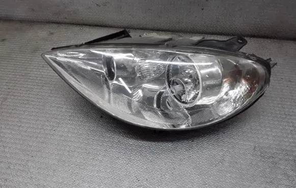Peugeot 807 Headlight/headlamp