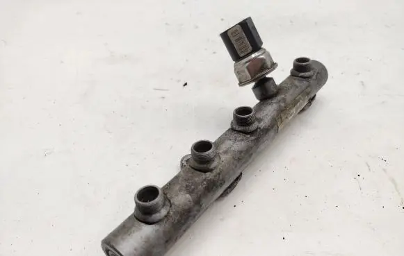 Audi A4 S4 B7 8E 8H Fuel main line pipe 059130089AB